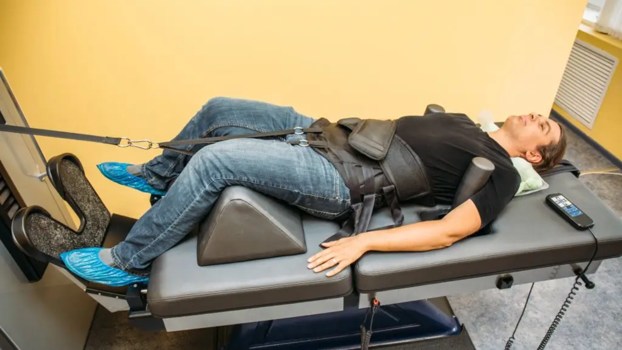 Spinal Decompression Therapy – A Non-Surgical Solution for Chronic Back Pain in Islamabad