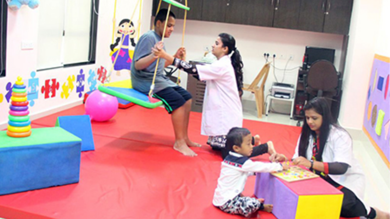 Supporting Daily Life Skills: Occupational & Sensory Therapy for Autism in F-11 Islamabad